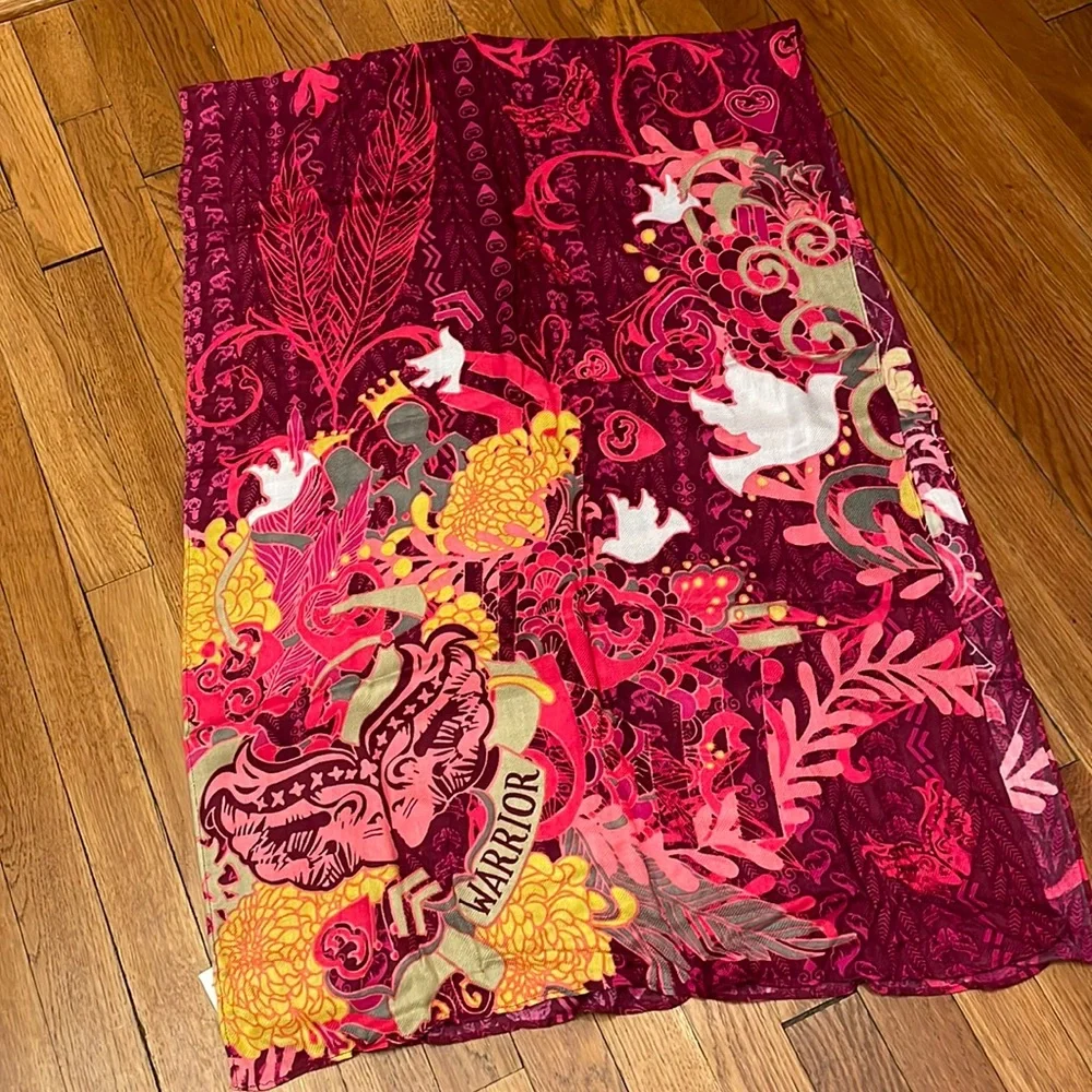 Women’s Pink Graphic Design Printed Scarf. NEW
